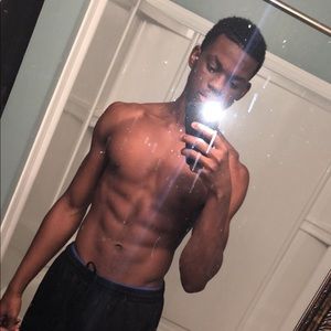 Meet your Posher, Devin